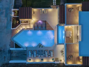 Luxurious Villa Selestine - With Private Pool - Image 3