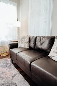 Stylish 3BR Winona Stay | Pet-Friendly Comfort - Image 4