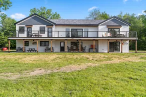 Luxe-Lake Erie Views-GOTL-Sunset Grand Estate - Image 2