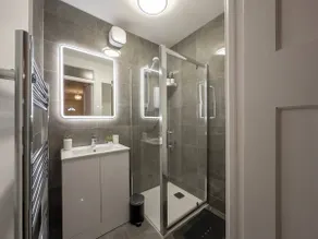 Cosy Home By Wembley Stadium - Image 4