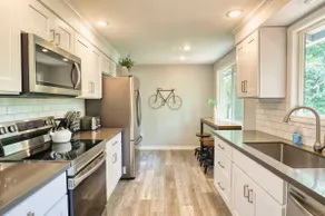 Family-Friendly 5BR Retreat – Hot Tub & Game Room - Image 3