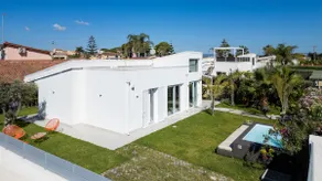 Villa Alice by Ortigiaapartments - Image 2
