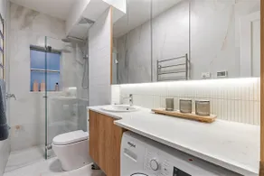 North Sydney Nook - Chic and Comfortable - Image 4