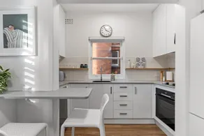 North Sydney Nook - Chic and Comfortable - Image 3