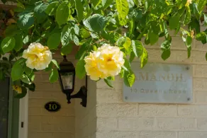 Central *Bembridge* family home - Image 2
