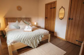 The Old Mill at Barnacre - Cosy cottage with private hot tub & pool access - Image 4