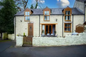 Fletcher Coach House - 3 Bedroom Cottage - Pendine - Image 4