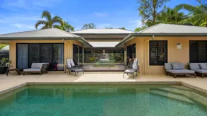 Paradise Holiday Co - The Pavilion - Image 2