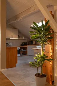 Happy Hugle Haus - Image 5