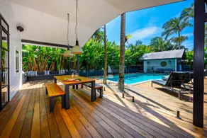 Luxury Family Estate l Pool & Pet Friendly l Nova Escapes - Image 4