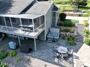 Lakehouse + Guesthouse with HotTub. Pontoon Rental - Image 5