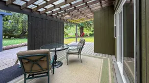 Dragonfly Haven: 2BR Cottage, Pond, EV Charger - Image 3