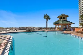 Beach Villa w/ TWO GOLF CARTS! Balcony w/ Golf Course View, Pool, Near Wharf. - Image 4