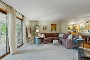 Charming Lakefront Cabin on Trail 17 - Image 4