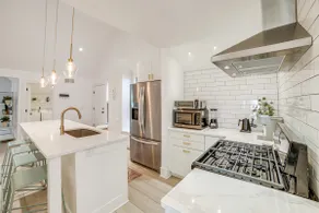 1 Mi to Dtwn Grand Rapids: Chic Condo w/ Balcony! - Image 2