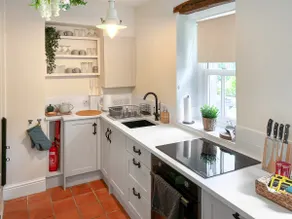 Wisteria Cottage - Image 5