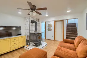 Group Getaway w/ Mtn Views: Home in Circleville! - Image 2