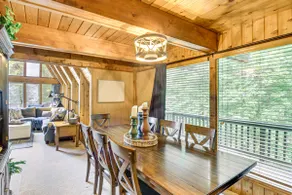 Canal Across Street: Family Cabin in Breezy Point! - Image 5