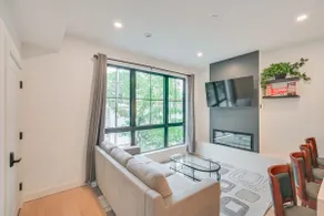 Near Biotechs & MIT: Cozy Condo w/ Fireplace - Image 4
