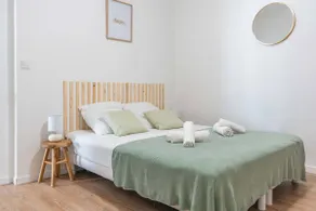 Comfortable, Elegant Apartment & Children's Area - Image 2
