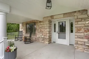 Private Hillside Retreat w/ HotTub Near Gettysburg - Image 2