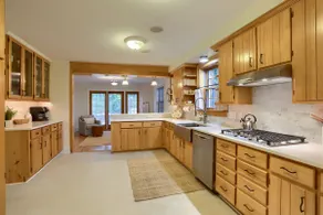 Private Hillside Retreat w/ HotTub Near Gettysburg - Image 3
