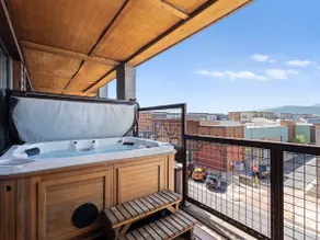 Newpark 304-A | Private Hot Tub | Kitchenette - Image 3