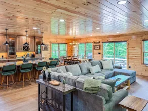 Highland Hideaway in Old Forge - Image 4