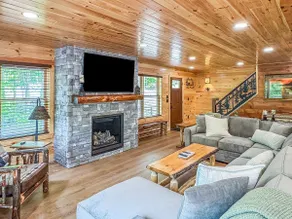 Highland Hideaway in Old Forge - Image 3