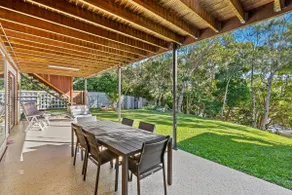 Large Beach Retreat with Ocean Breeze & Style - Image 3