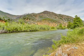 Scenic Riverfront Escape w/ Sauna in Junction City - Image 2