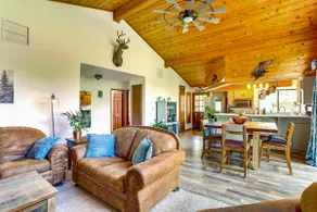 Scenic Riverfront Escape w/ Sauna in Junction City - Image 4