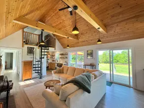 Stowe Hill Cottage. Min's to Lake and Mt Snow - Image 2