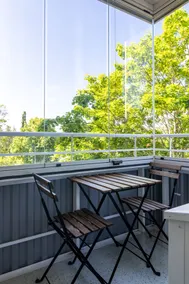 1BR Apartment with Balcony & Free Private Parking - Image 2