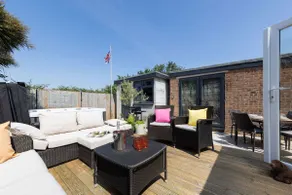 Coastal Retreat with Hot Tub Walk to Beach - Image 2