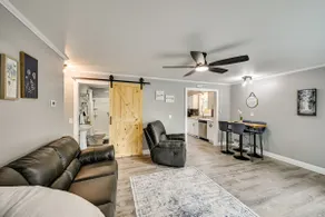 Lakefront Getaway w/ Private Dock in Colon! - Image 5