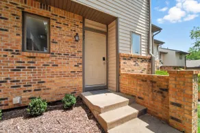 TownHome*Mins to Hospitals*District*Mizzou*Parks - Image 4