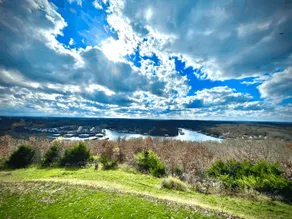 Lake Ozark Condo- Come stay & play! - Image 4