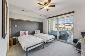 Modern Townhouse with HotTub & Garage - Image 4