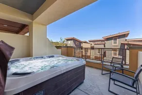 Modern Townhouse with HotTub & Garage - Image 3