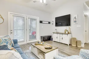 3 Mi to OWA: Modern Condo w/ Resort Pool! - Image 5