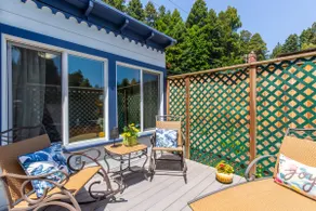Cottagecore escape near forest, beach, and bay - Image 3