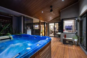 Red Lotus Guesthouse - Image 5