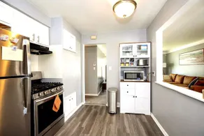 Maple Heights 3BR Summer Haven — Cozy & Spacious - Image 5