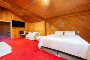 Skippers VA Lakefront 3BR | Dock + Firepit - Image 2