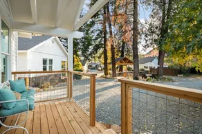 Creektown Cottages/ The Sugar Pine - Image 3