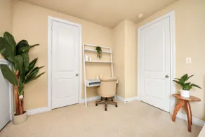 The Prolific Palace: Luxury Townhome - Image 4