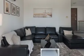 Phaedrus Living: Seaview Hilltop Maisonette - Image 5