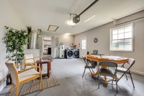 BBQ Ready: Hawthorne Home w/ Screened-in Patio - Image 2