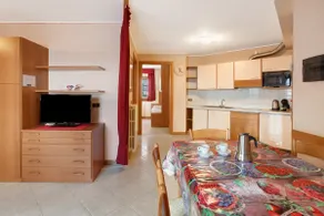 Loredana 2 - Happy Rentals - Image 5